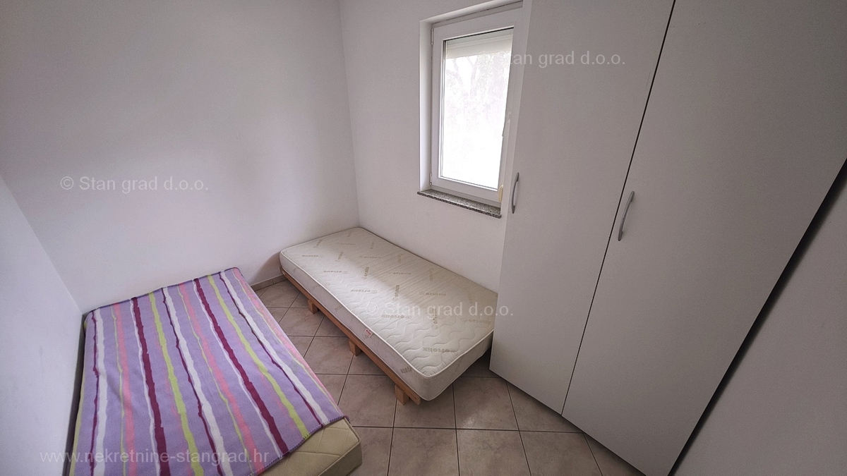 Zaliv Soline, dvoetažni apartma z odprtim pogledom na morje!