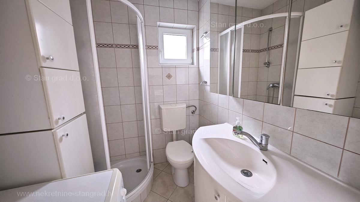 Zaliv Soline, dvoetažni apartma z odprtim pogledom na morje!