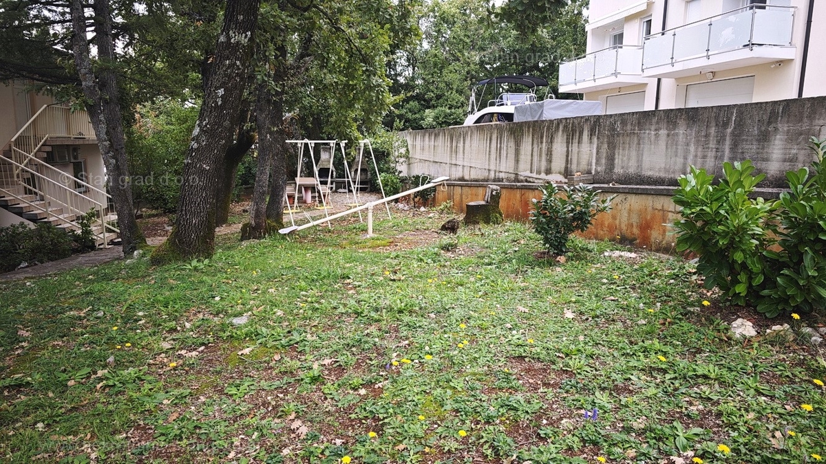 Zaliv Soline, dvoetažni apartma z odprtim pogledom na morje!