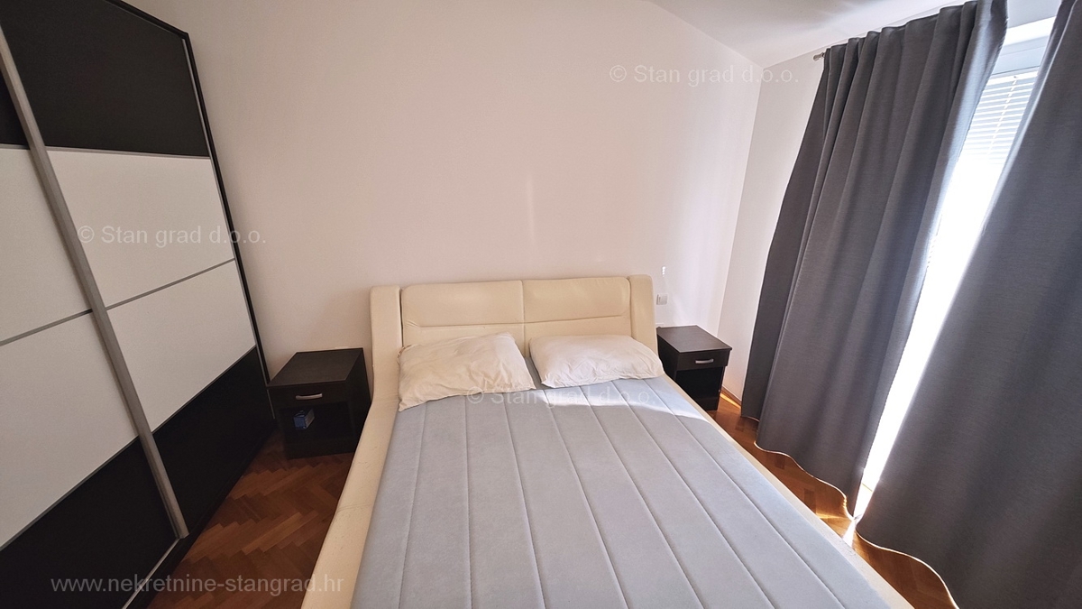 Zaliv Soline, apartma z odprtim pogledom na morje!