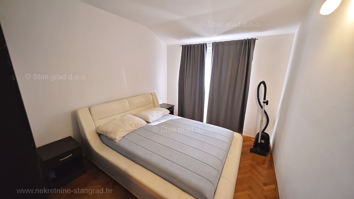 Zaliv Soline, apartma z odprtim pogledom na morje!