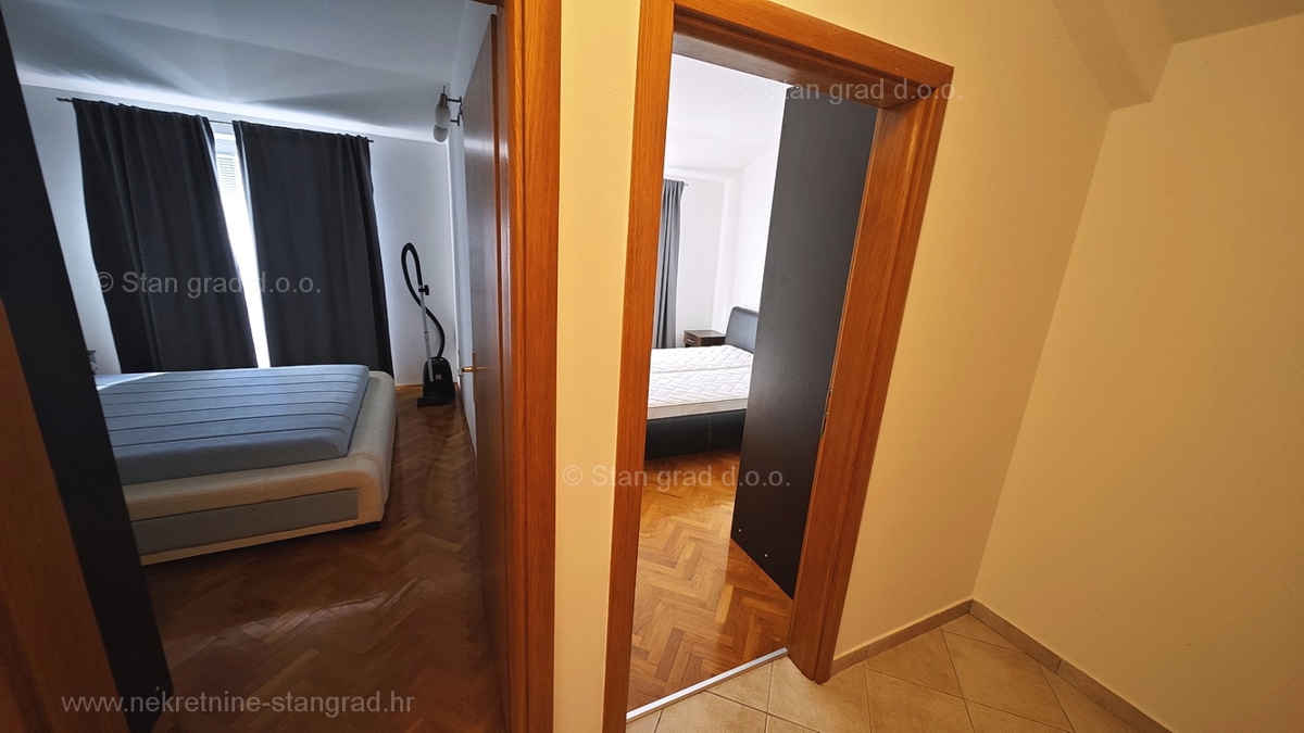 Zaliv Soline, apartma z odprtim pogledom na morje!