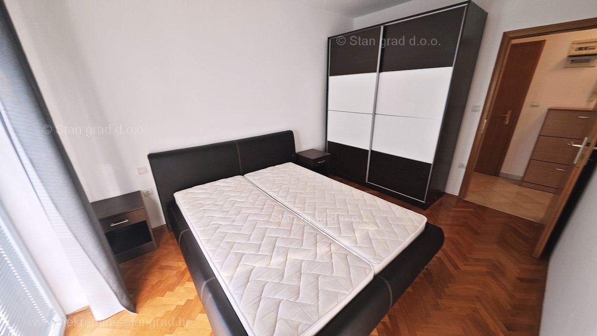 Zaliv Soline, apartma z odprtim pogledom na morje!