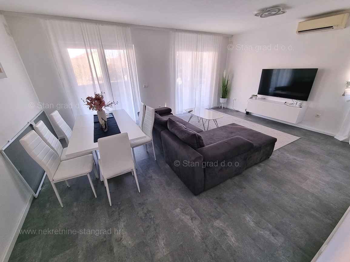 Krk okolica, apartma v pritličju z vrtom in bazenom!