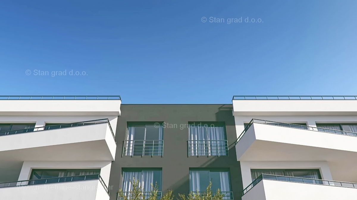 Punat, luksuzno stanovanje v pritličju z bazenom in panoramskim razgledom!