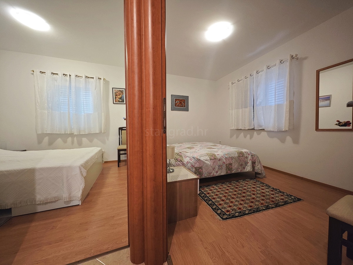 Zaliv Soline, dvoetažni apartma blizu morja!