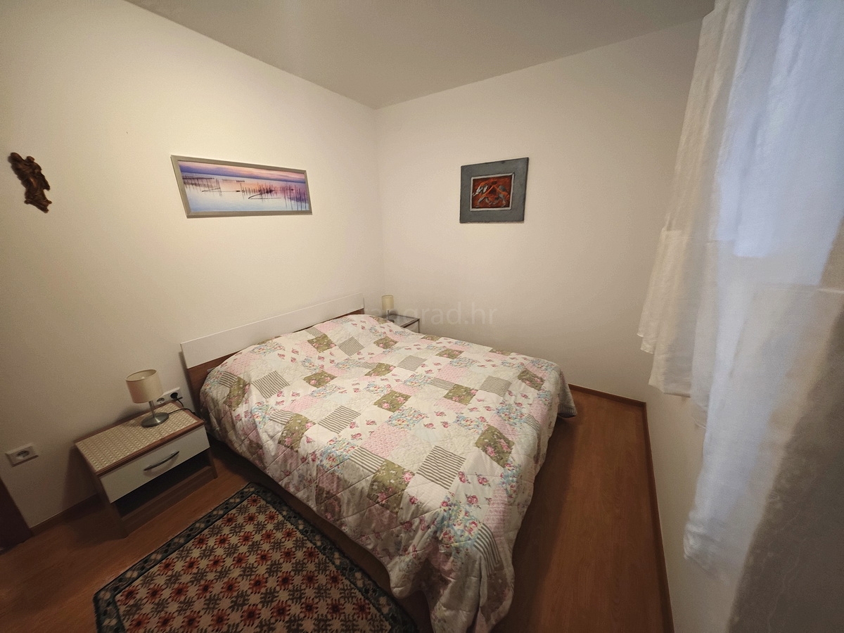 Zaliv Soline, dvoetažni apartma blizu morja!