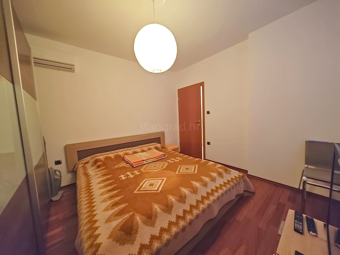 Baška, dvosobno stanovanje v 1. nadstropju z vrtom!