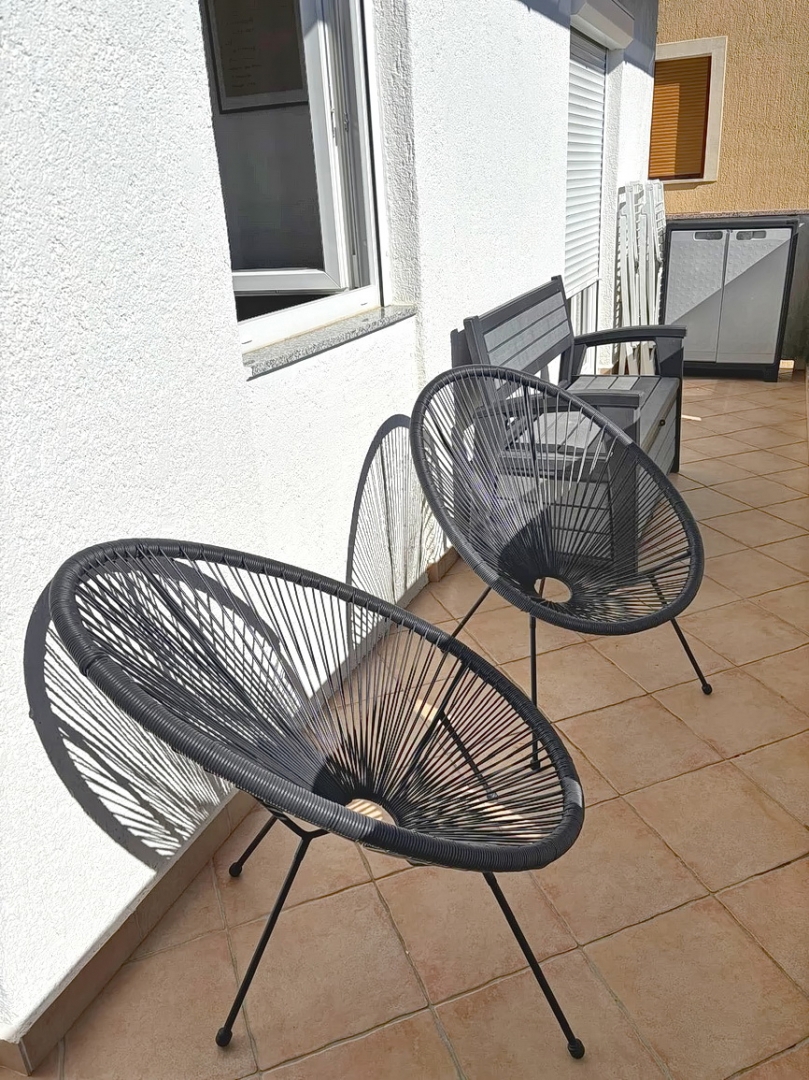 Krk, dvosobno stanovanje s pogledom na morje!