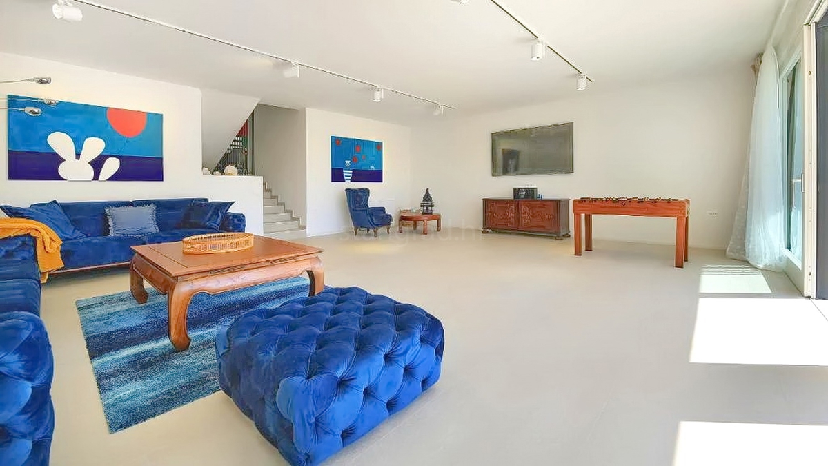 Malinska, luksuzna hiša z bazenom in pogledom na morje!