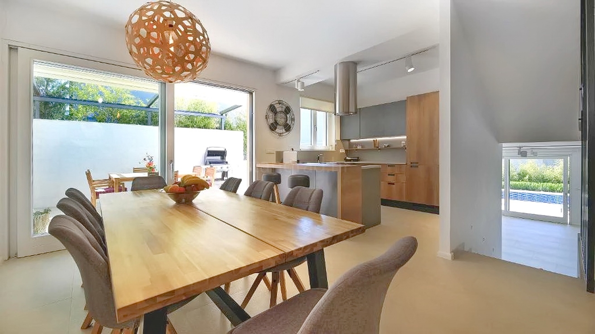 Malinska, luksuzna hiša z bazenom in pogledom na morje!