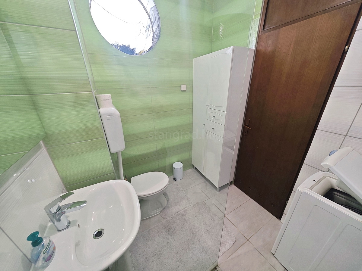 Njivice, enosobno stanovanje v bližini morja!