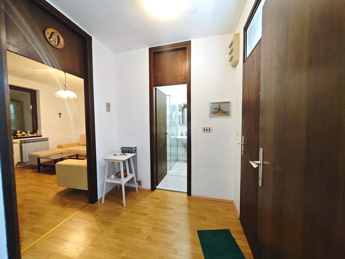 Njivice, enosobno stanovanje v bližini morja!