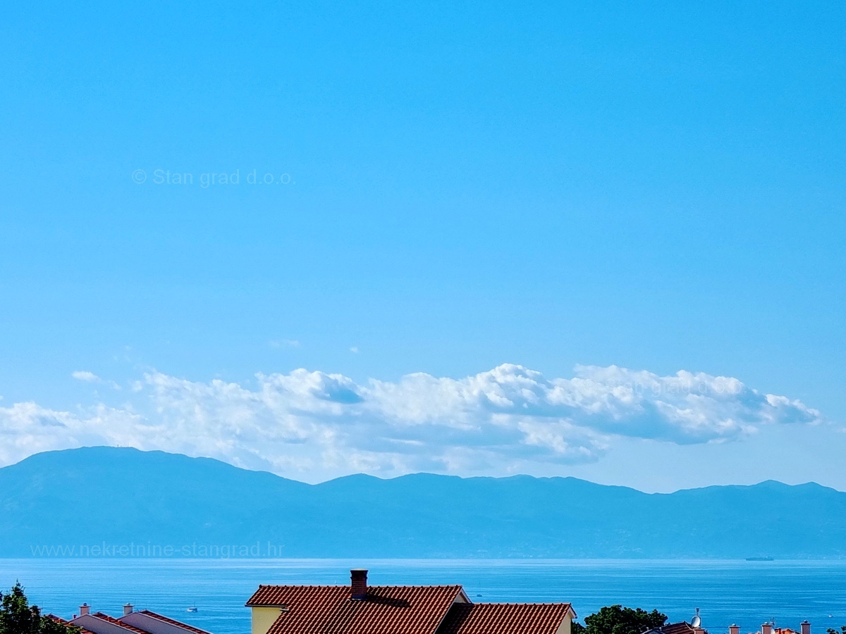 Malinska, prodaja, moderni apartmaji z bazenom in pogledom na morje!