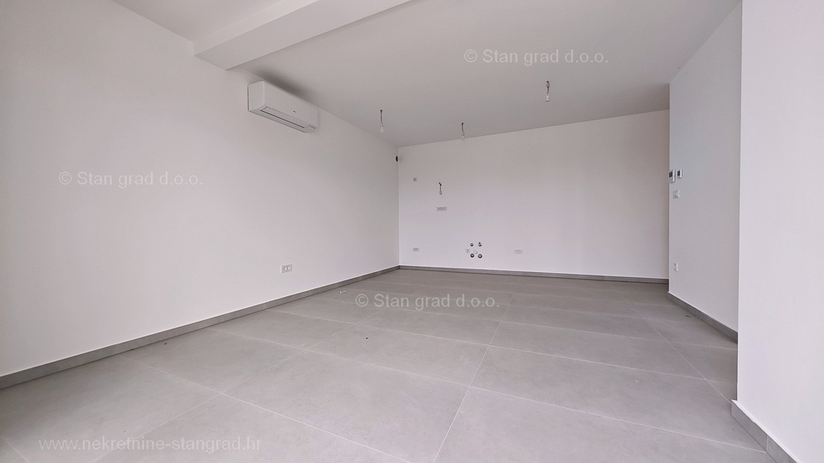 Malinska, prodaja, moderni apartmaji z bazenom in pogledom na morje!