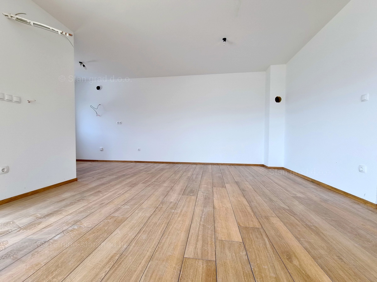 Otok Krk, Malinska, apartma v prvem nadstropju v novogradnji, prodaja!
