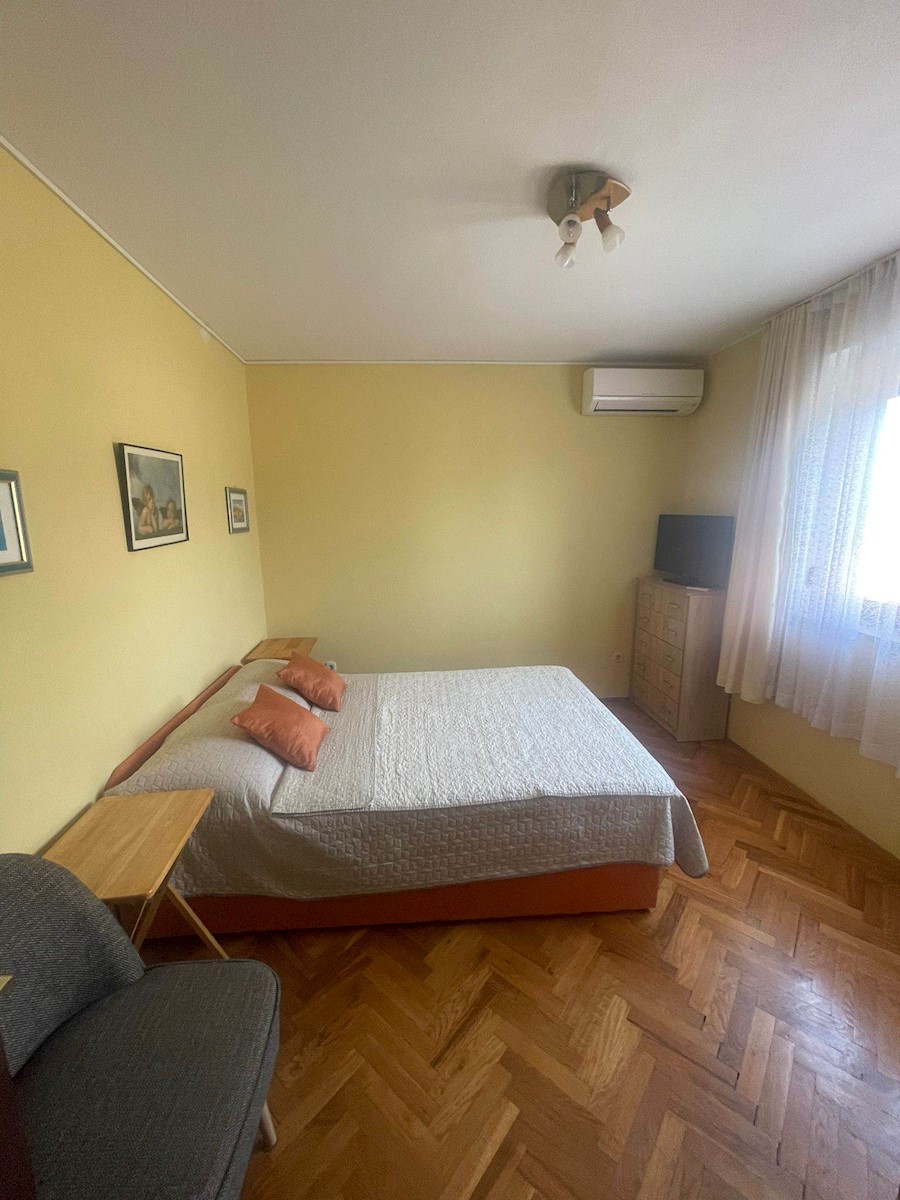 Hiša v Valbandonu, 181m2