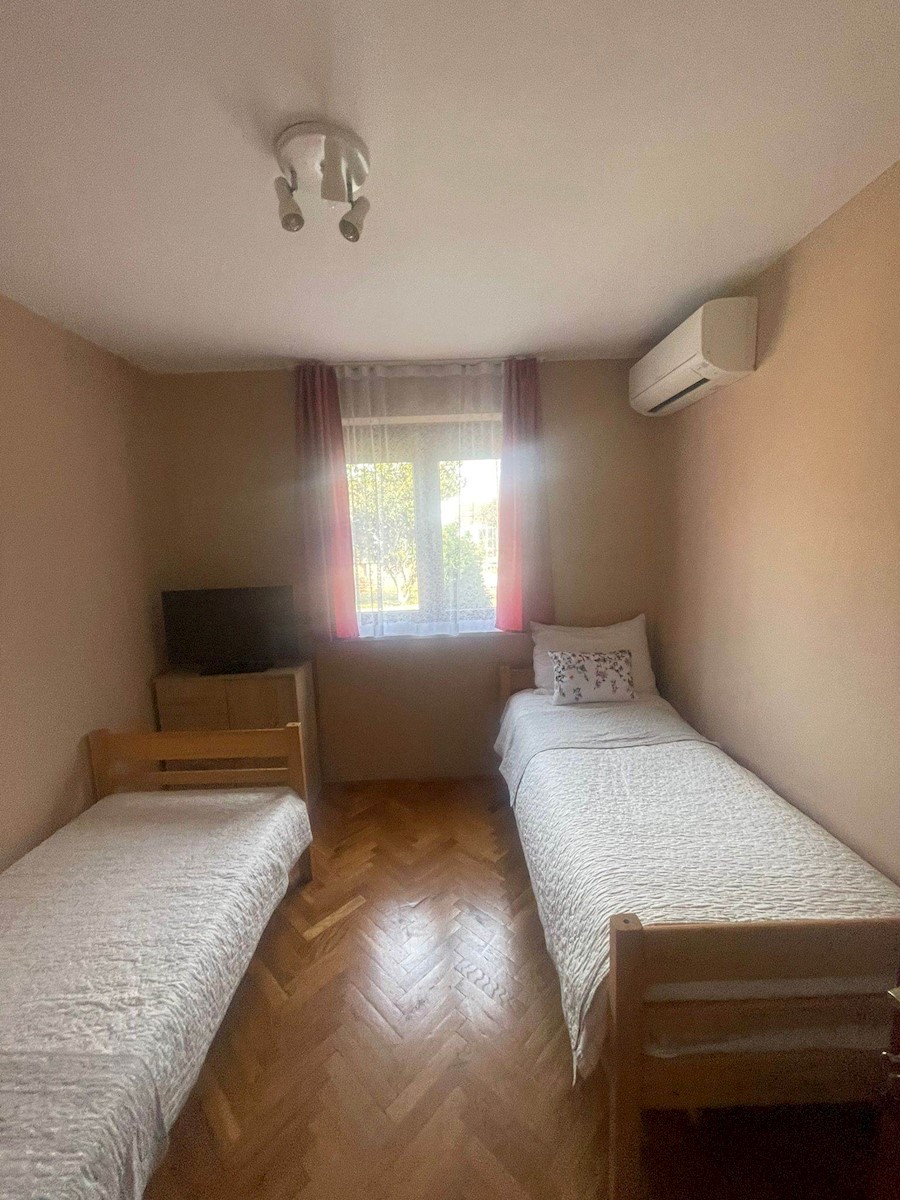 Hiša v Valbandonu, 181m2