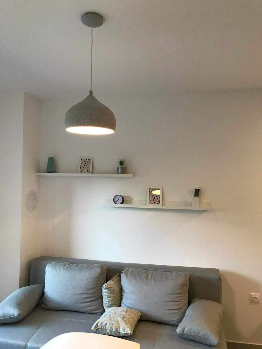 Opremljeno, dvosobno stanovanje v Medulinu, 58m2