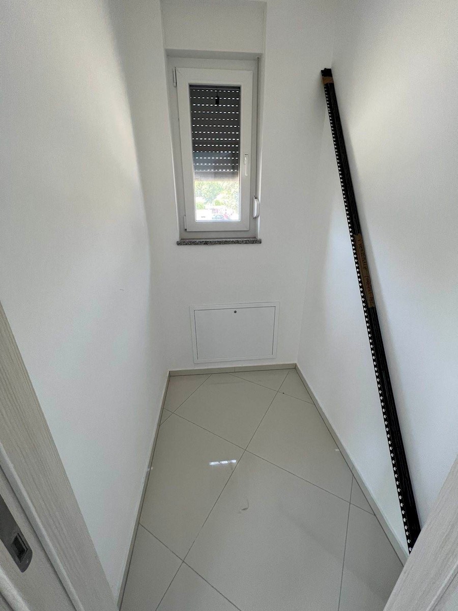 Pula, 111m2, TRISOBNO STANOVANJE v novogradnji
