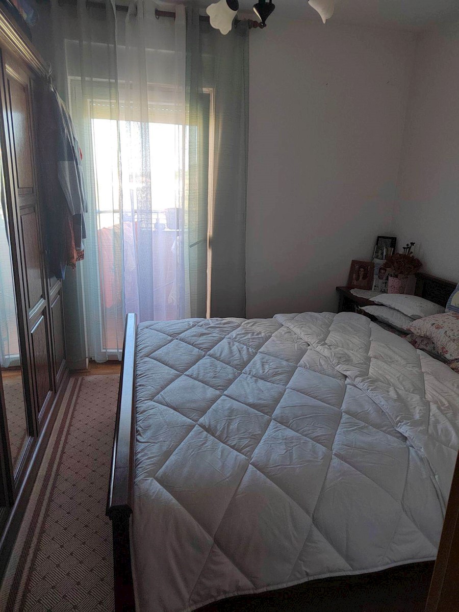 Dvosobno stanovanje v Puli, 64m2