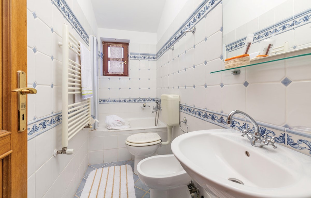 Vila pri Marčani, 300m2