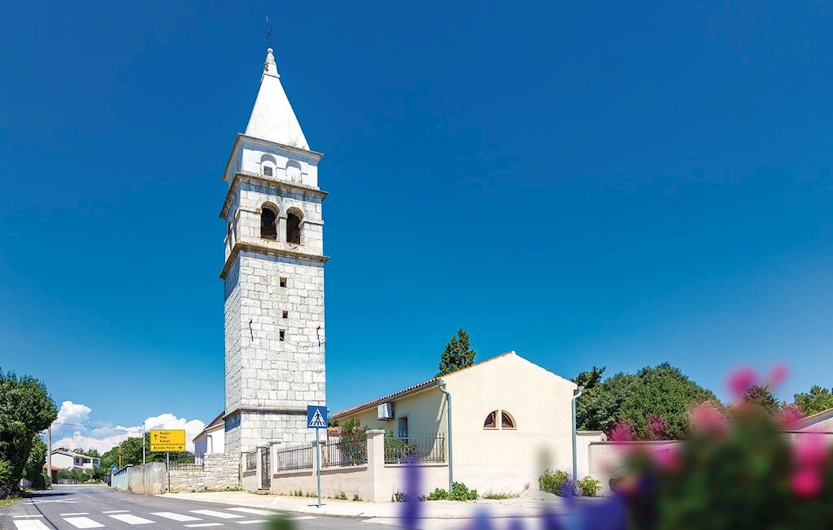 Vila pri Marčani, 300m2