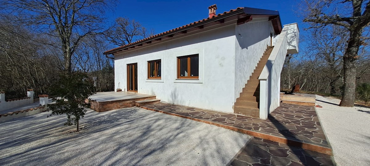 Hiša ŽELISKI, GOLEŠOVO