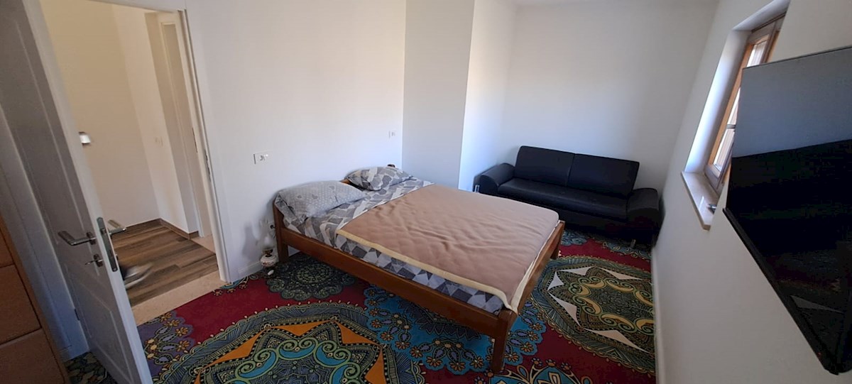 Hiša ŽELISKI, GOLEŠOVO