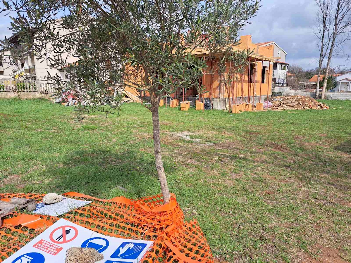 Vila v bližini Pule, 200m2, v gradnji