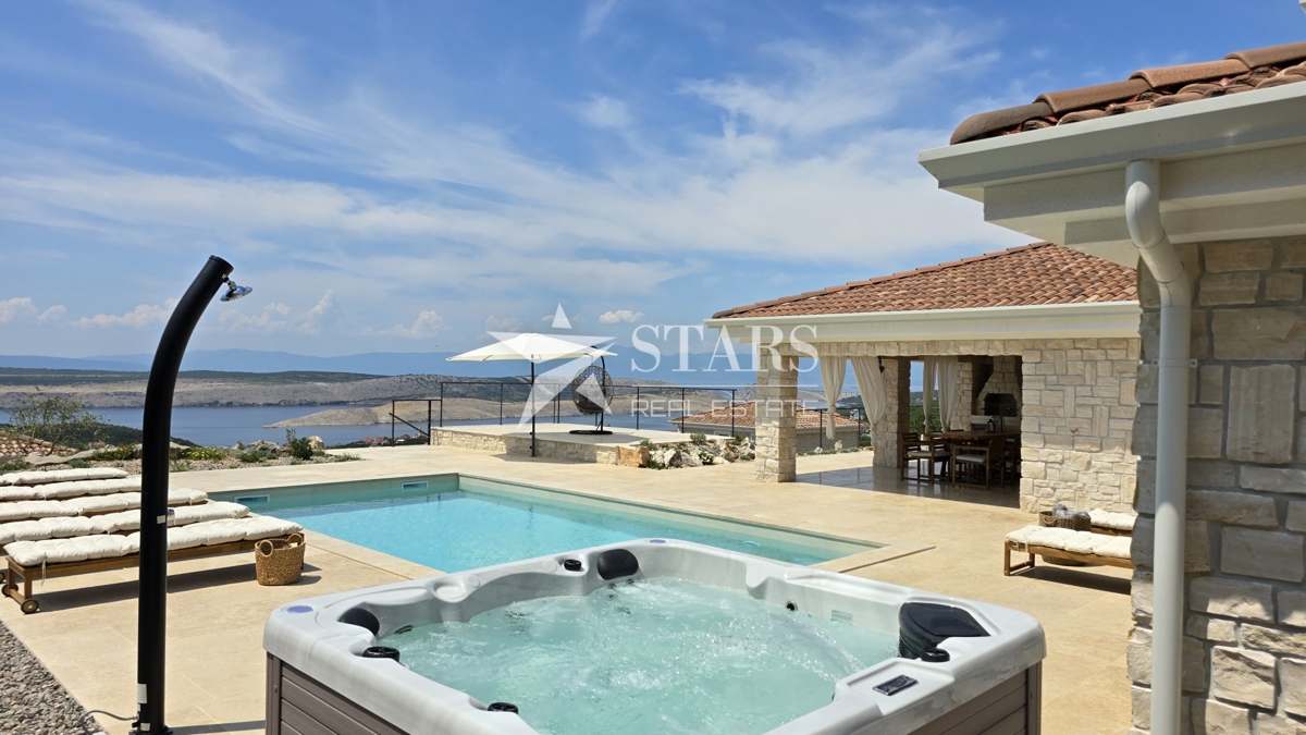 Crikvenica, Jadranovo – Edinstvena Kamnita Vila