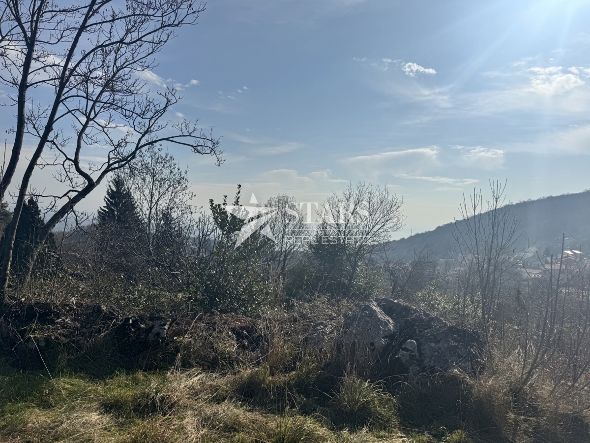 Matulji, Rukavac - Gradbena parcela z razgledom na morje