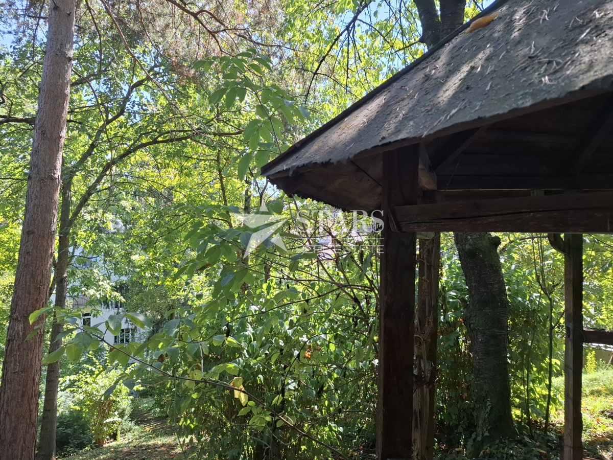 Zagreb Britanac 3S + Dnevna 92 m² 1. nadstropje 2 Balkona