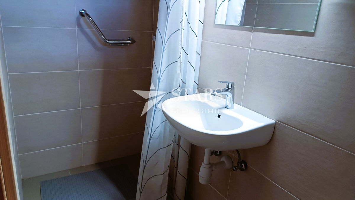 Josipdol - Two wooden houses with 4 apartments on a large plot of land