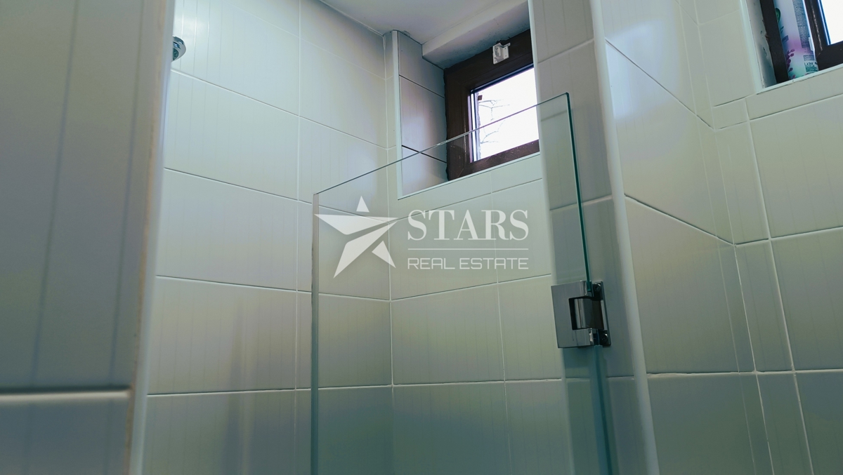 Josipdol - Stanovanjsko-poslovna nepremičnina z zazidljivim zemljiščem ( 9 429 m2 ) 