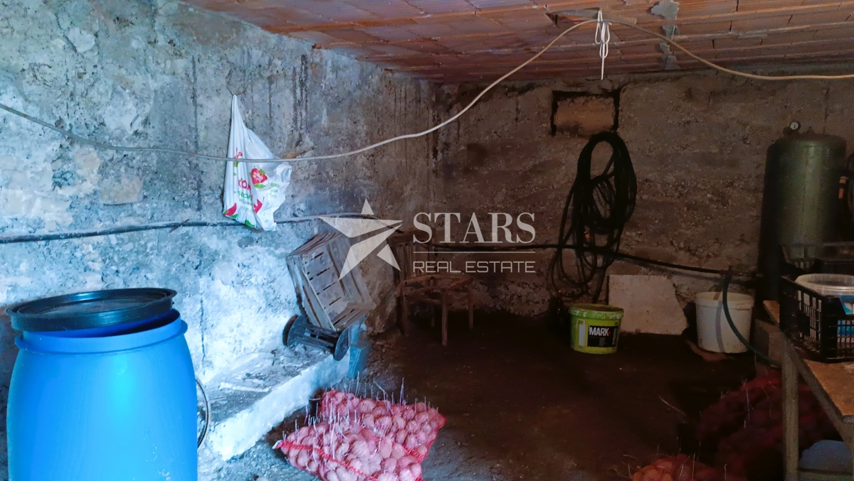 Saborsko - Hiša v centru 75 m2, dom za družino in investicijska priložnost