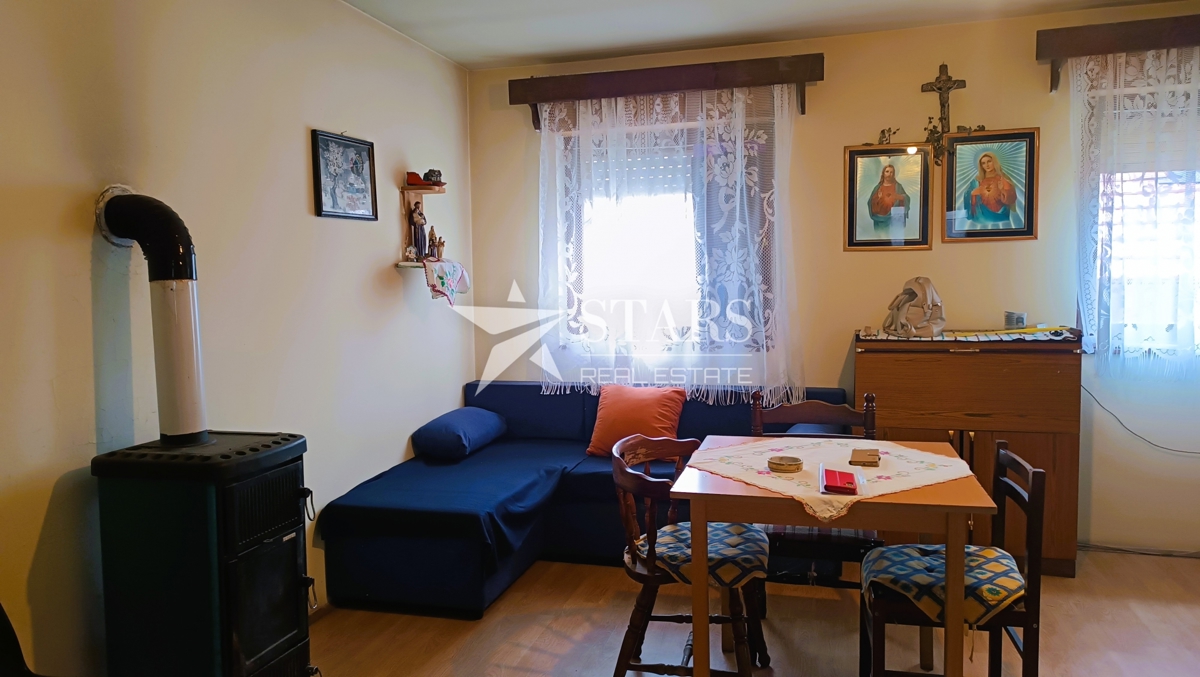 Saborsko - Hiša v centru 75 m2, dom za družino in investicijska priložnost