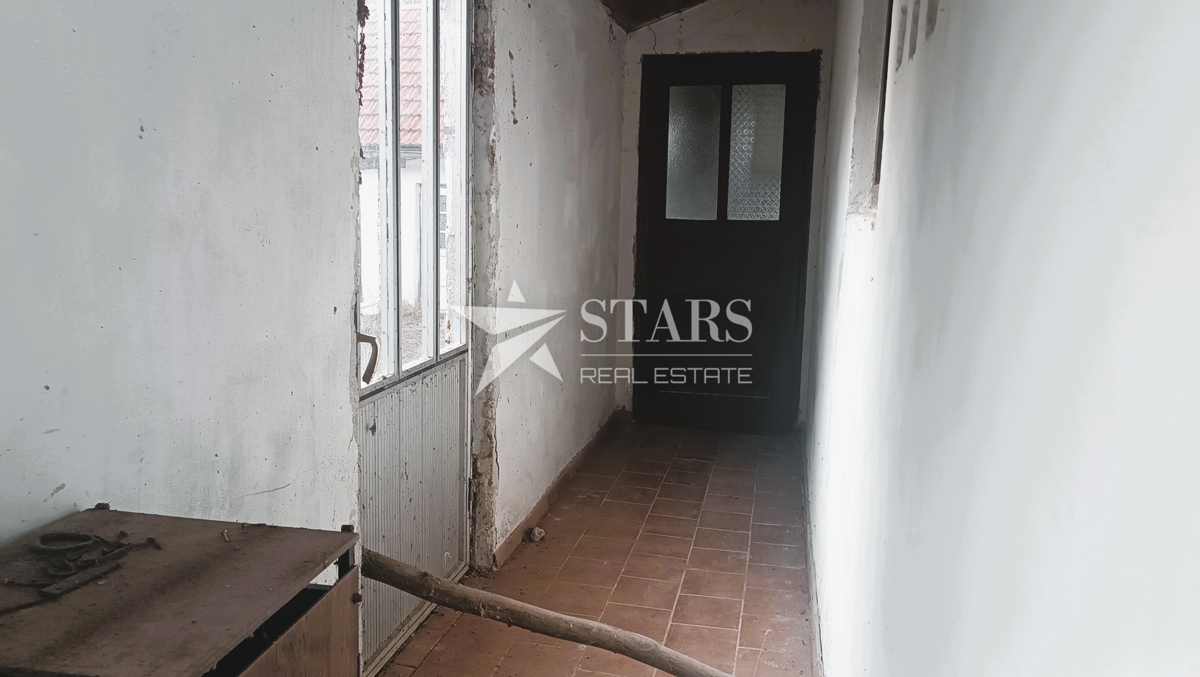 Plaški, Kmečka hiša ob potoku - idealna za družinsko življenje ali počitniško hišo