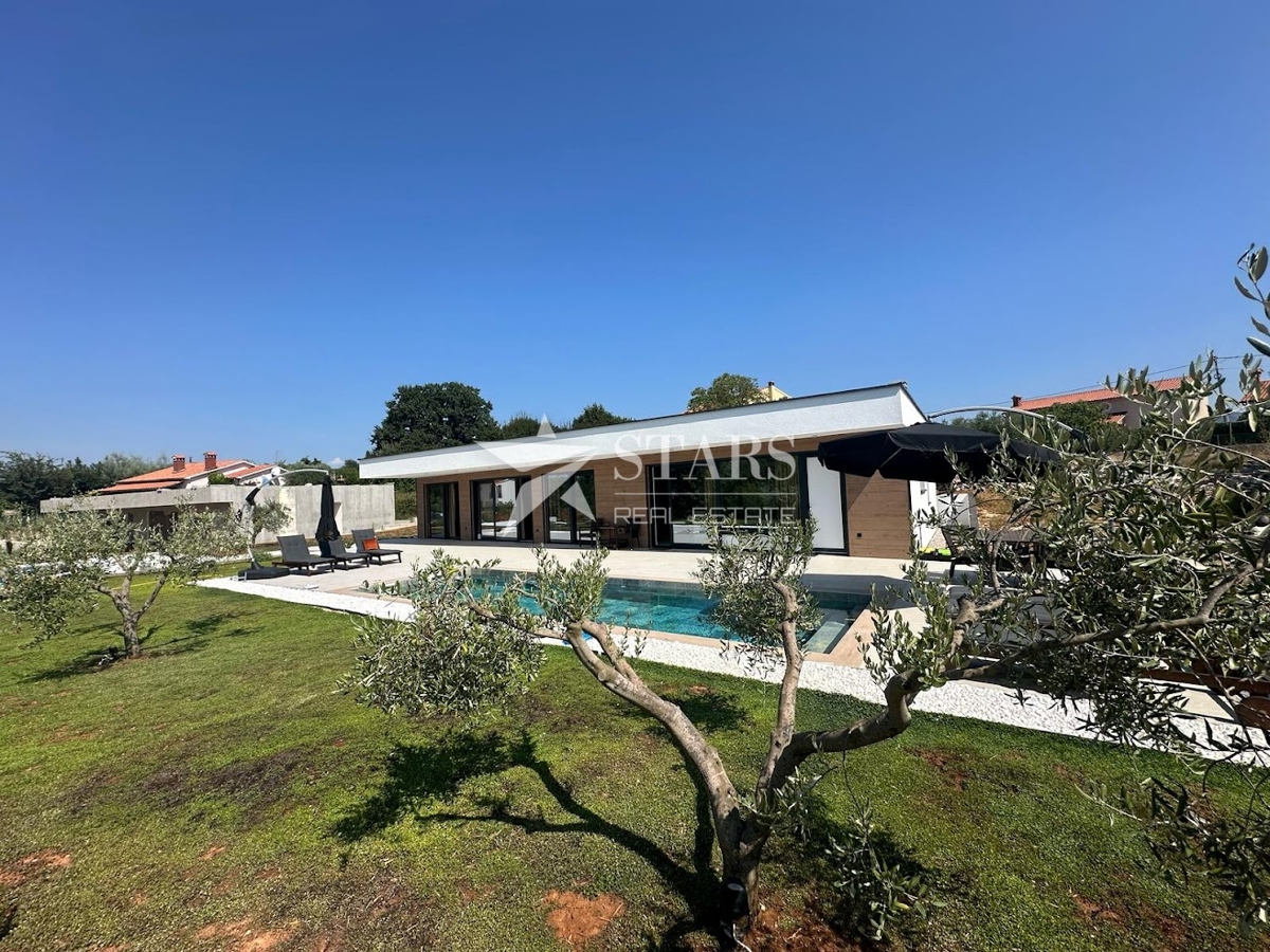 Istra, Labin – Vila z 2 Stanovanjema in Bazenom, Novogradnja