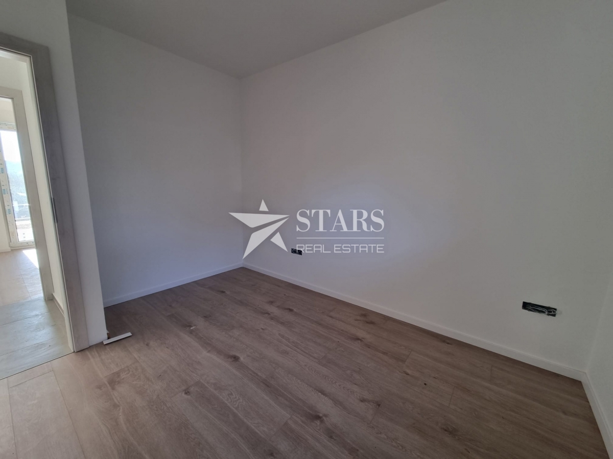 Otok Krk, Čižići, dvosobni apartma z dnevno sobo v novogradnji 