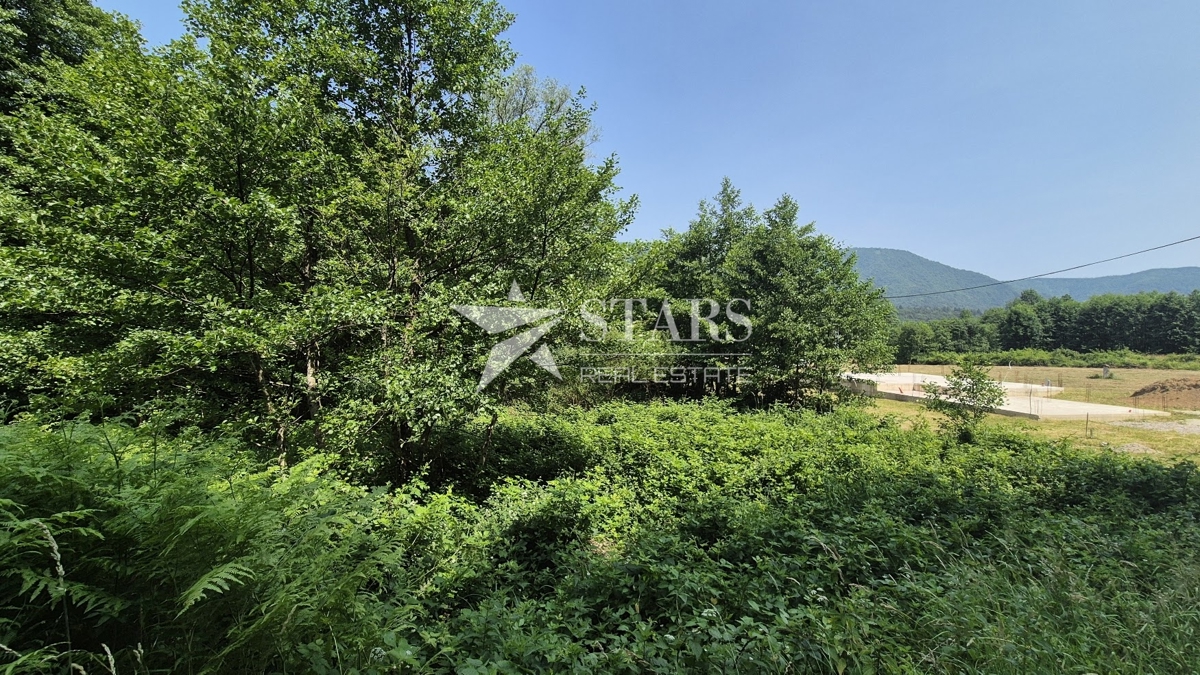 Gorski kotar, Brod na Kupi – Samo v naši ponudbi: zemljišče s skupno površino 1.787 m²