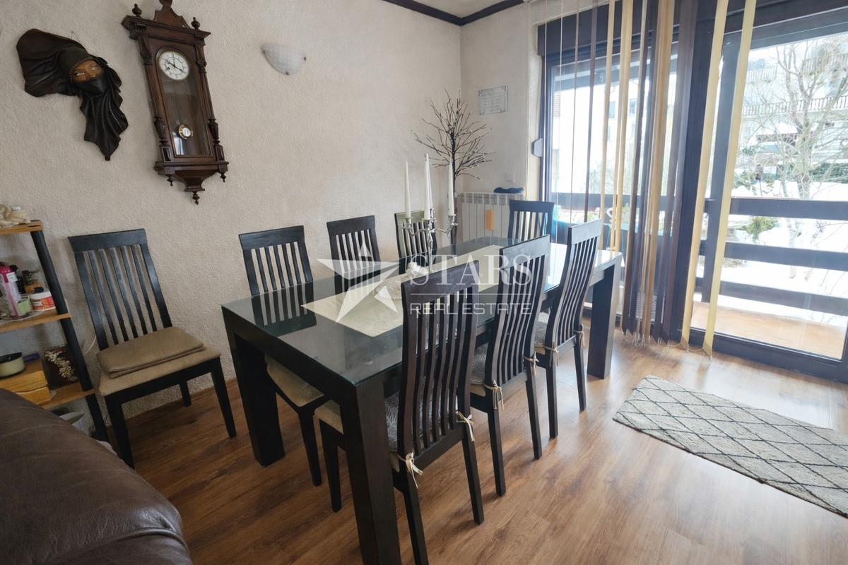 Delnice – Prostorno stanovanje v hiši z vrtom | 140 m² + 200 m² zemljišča