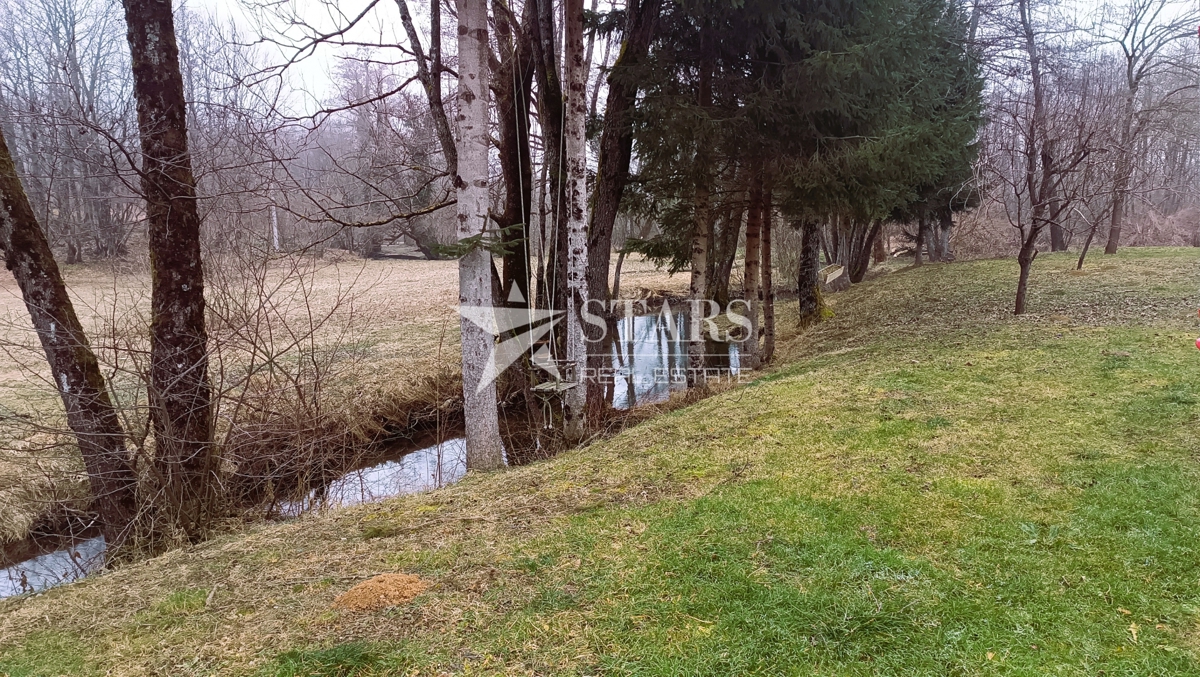 Josipdol - Stanovanjsko-poslovna nepremičnina ob potoku in starem mlinu