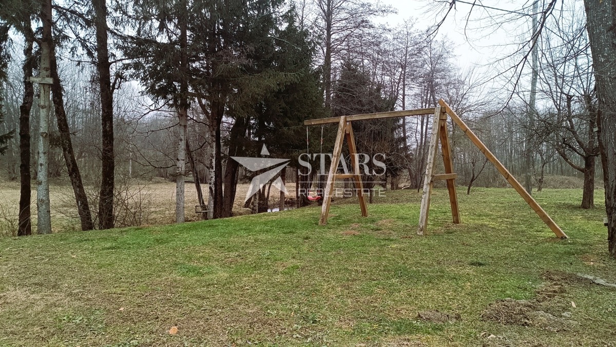 Josipdol - Stanovanjsko-poslovna nepremičnina ob potoku in starem mlinu