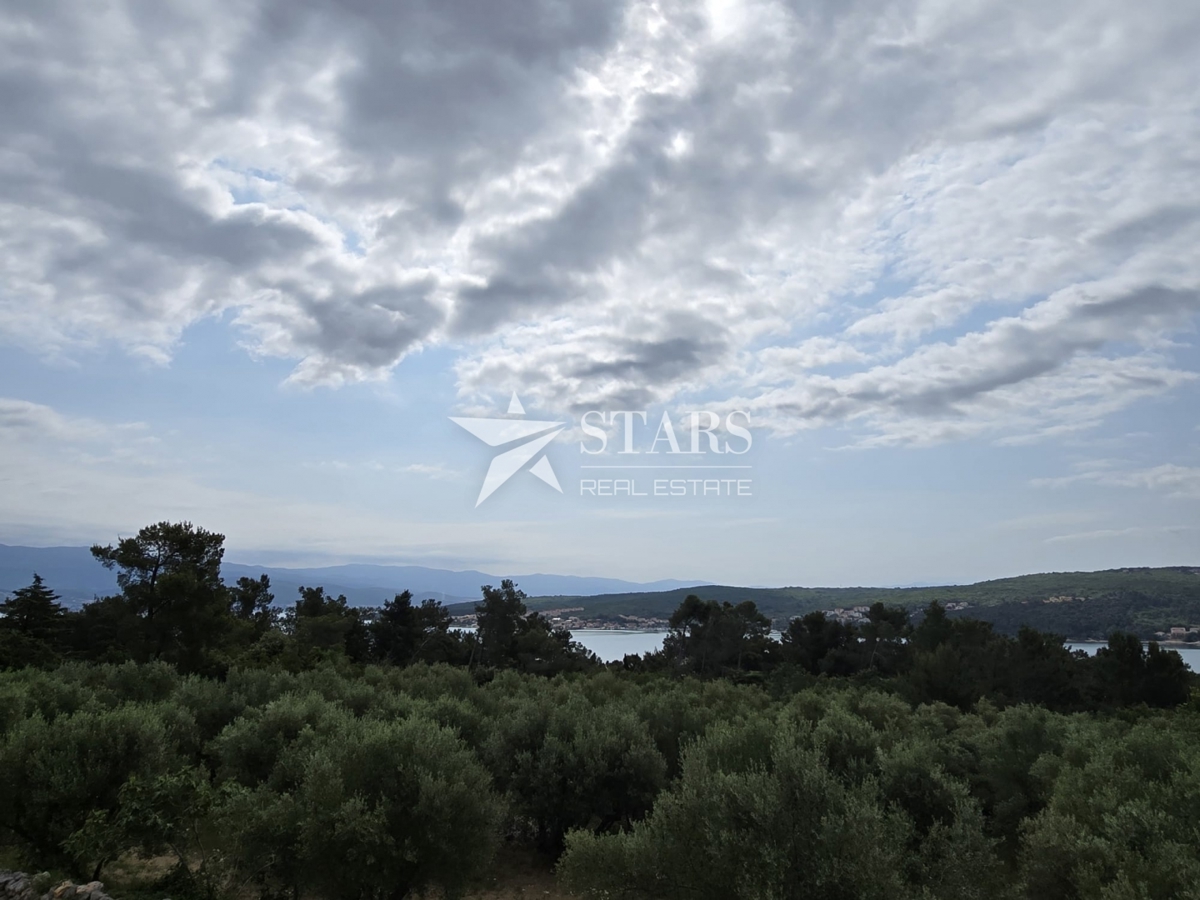 Otok Krk, Čižići, dvosobni apartma z dnevno sobo v novogradnji 