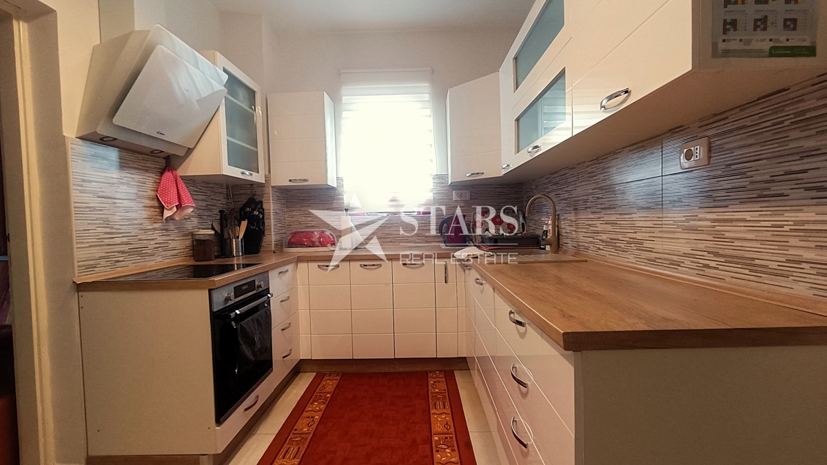 Hiša Malinska, Malinska-Dubašnica, 376m2