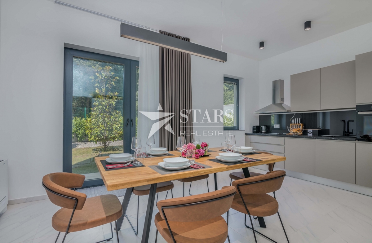Hiša Veprinac, Opatija - Okolica, 264,40m2