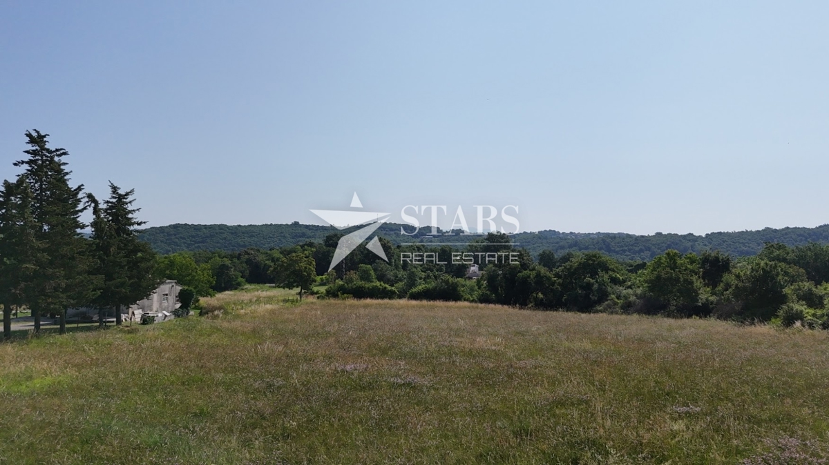  Istra, Tinjan – Stavbno zemljišče 7.195 m², M1 cona