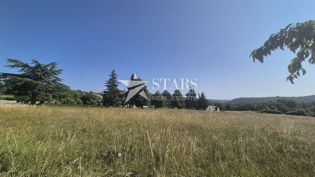  Istra, Tinjan – Stavbno zemljišče 7.195 m², M1 cona