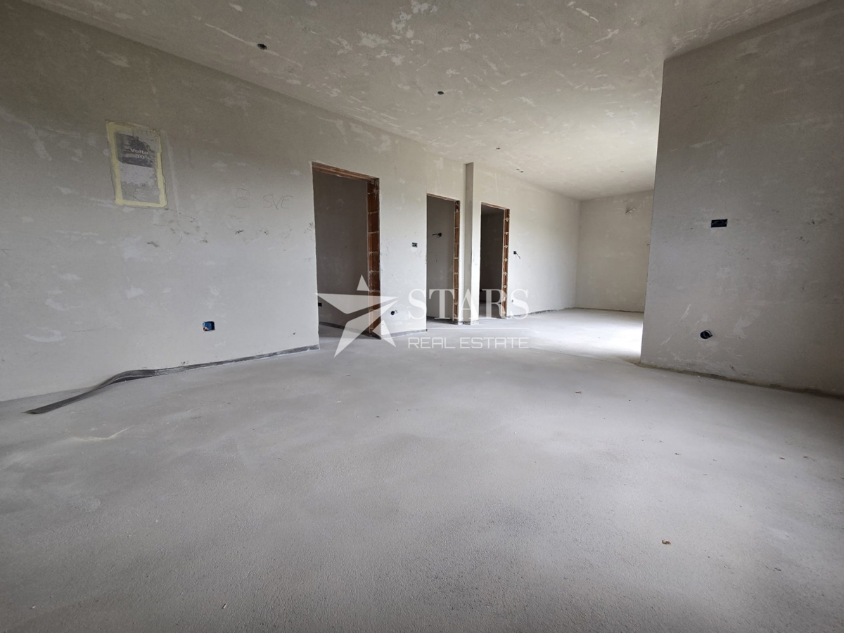 Otok Krk, Čižići, dvosobni apartma z dnevno sobo v novogradnji 